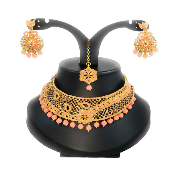 Partywear Traditional Choker and Earring set with Mangtika
