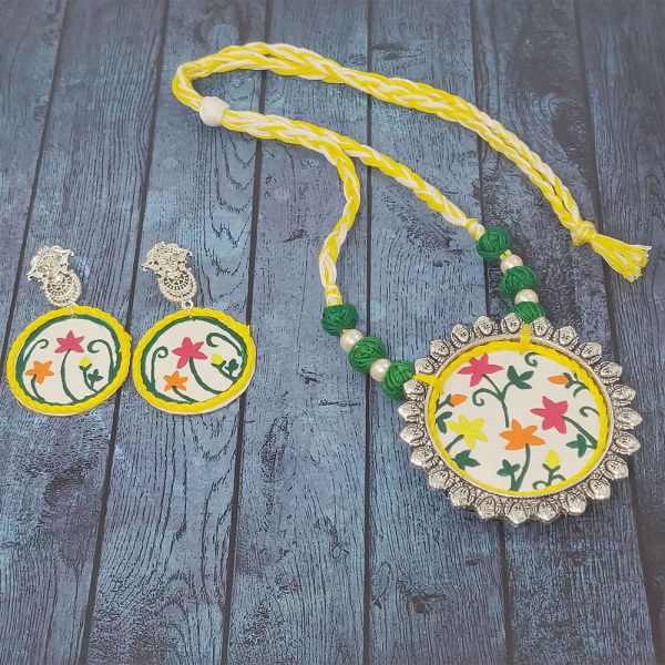 Hand painted Floral Design Traditional Handmade Necklace and Earring Set for Women - Image 3