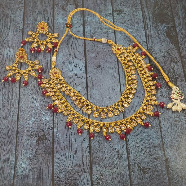 Gold Plated Copper Base Partywear Square Polki Choker Necklace and Earring Set - Image 5