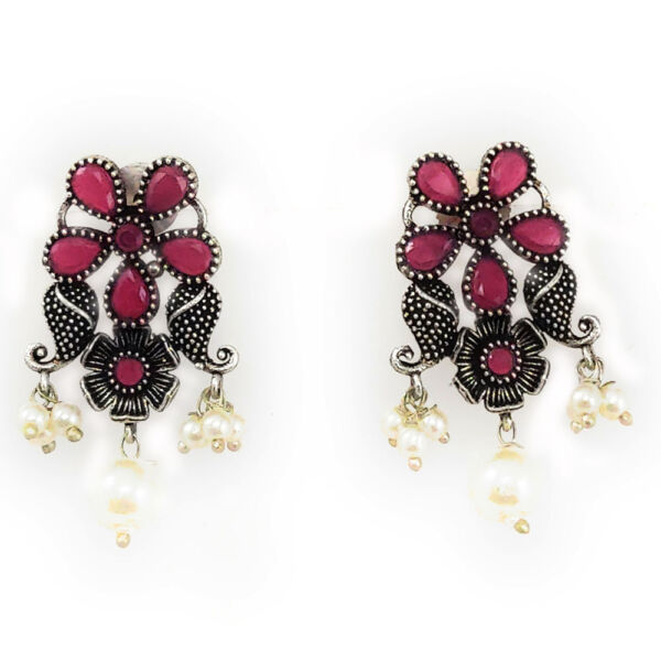 Red Stone and Faux Pearl Traditional Oxidised Choker Necklace and Earring Set - Image 3