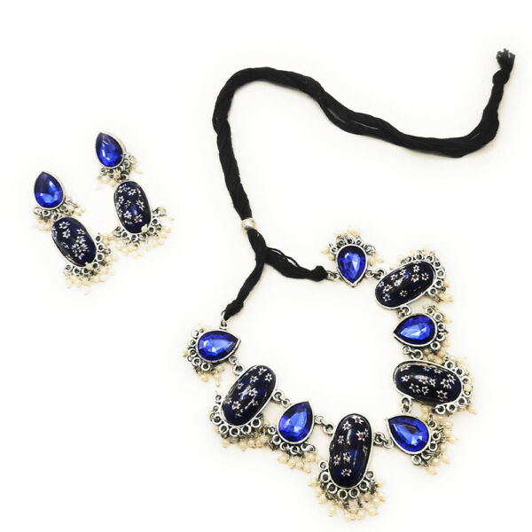 Oxidised Floral Resin Necklace and Earrings Set - Image 9