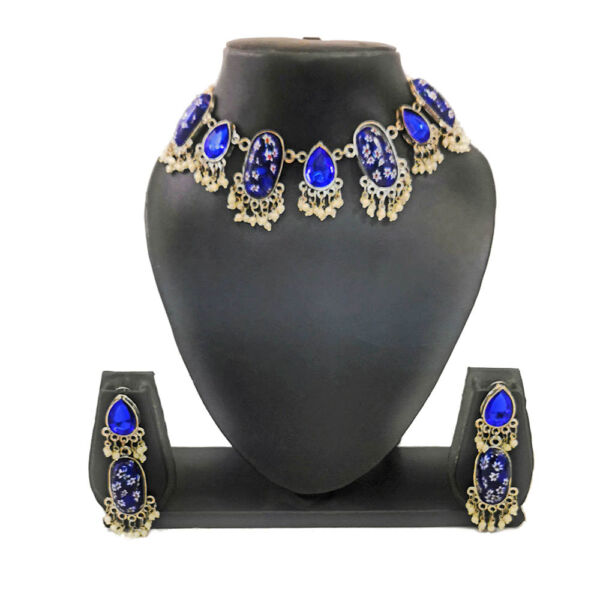 Oxidised Floral Resin Necklace and Earrings Set - Image 6