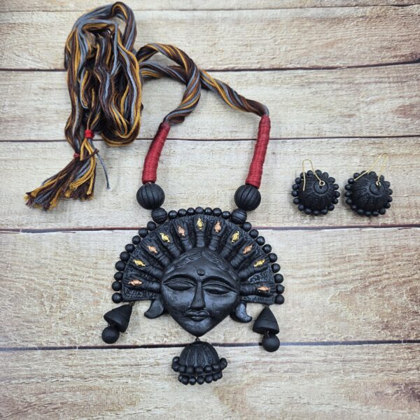 Handcrafted Terracotta Durga Black polis Necklace Set with Earrings - Image 4